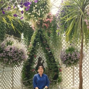 Meet your Posher, Cynthia